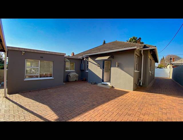 3 BEDROOM HOUSE FOR SALE IN KENSINGTON